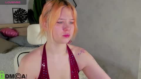 Snapshot of ellya_castro chatting on 24, 2, 2026 ellya_castro online show from 24, 2, 2026