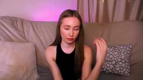 Snapshot of ellycolins_ chatting on 28, 2, 2026 Elly online show from 28, 2, 2026