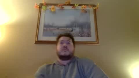 Snapshot of ellyer chatting on 3, 11, 2025 Elio online show from 3, 11, 2025