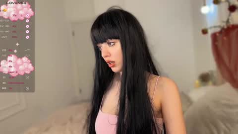 Elly online show from 28, 2, 2025