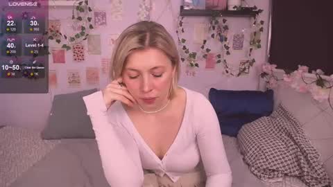 ELLY online show from 3, 3, 2025