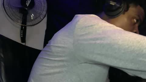 EL NIIGGGAA  21                                                                  EL NIGGA  21 online show from 30, 12, 2024