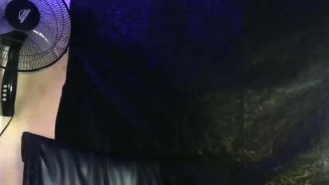 EL NIIGGGAA  21                                                                  EL NIGGA  21 online show from 16, 1, 2025