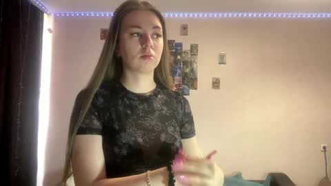 eloiscolins online show from 31, 5, 2026