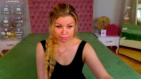 Snapshot of eloise_by chatting on 3, 7, 2026 eloise_by online show from 3, 7, 2026