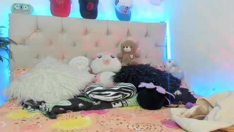 Snapshot of eloise_everhartt chatting on 10, 12, 2024 eloise online show from 10, 12, 2024