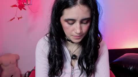 elowen_halley1 online show from 23, 3, 2026