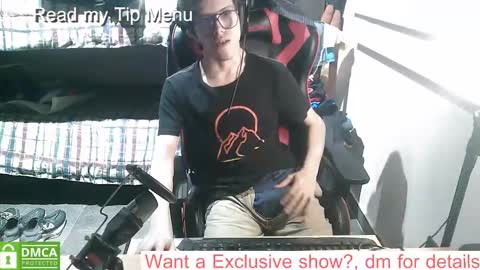 elpijaargentino30 online show from 4, 1, 2025