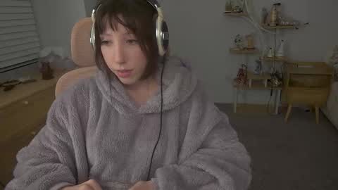 ELS online show from 1, 12, 2025