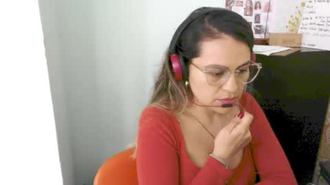 elyra_fox online show from 19, 2, 2026