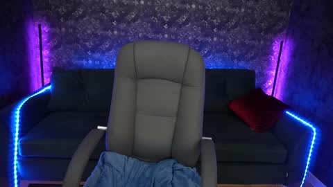 Snapshot of elyslunar_ chatting on 27, 12, 2024 Call me Elis online show from 27, 12, 2024