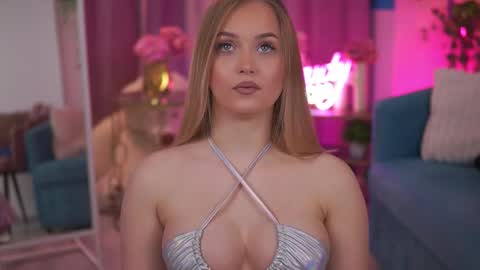 Elyssa online show from 15, 2, 2026