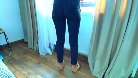 Snapshot of elyzabetth chatting on 25, 2, 2025 Ely online show from 25, 2, 2025