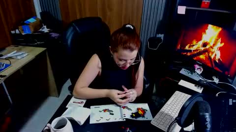 Snapshot of ema_04 chatting on 8, 5, 2026 Estefany Martinez Acua INSTAGRAM ema 04oficial online show from 8, 5, 2026