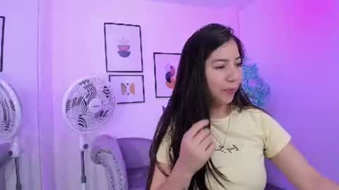 Snapshot of ema_louisx chatting on 12, 12, 2024 Ema louisx  online show from 12, 12, 2024