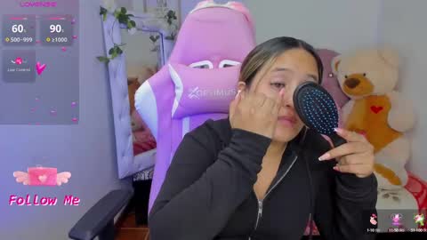 Snapshot of ema_tayy chatting on 11, 3, 2025 Ema online show from 11, 3, 2025