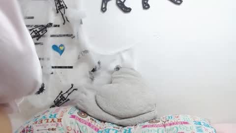 Snapshot of emawalker_ chatting on 26, 10, 2025 Ema Walker online show from 26, 10, 2025