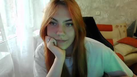 Snapshot of ember__fox chatting on 30, 5, 2026 ember__fox online show from 30, 5, 2026
