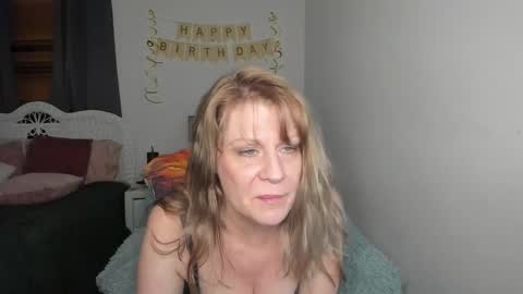 Ember Pheonixxx online show from 25, 2, 2025