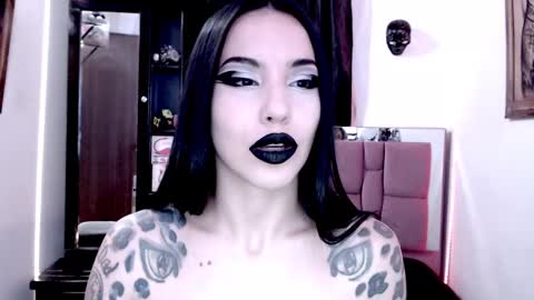 Emerald Black online show from 20, 12, 2024