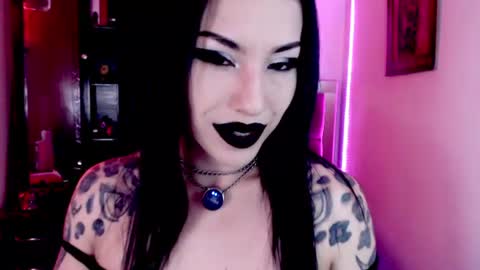 Snapshot of emearld_black chatting on 7, 7, 2026 Emerald Black online show from 7, 7, 2026