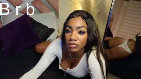anyelii  online show from 9, 2, 2025