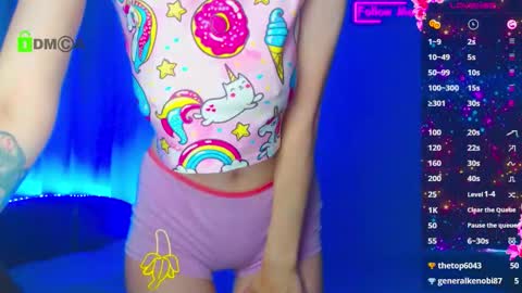 Snapshot of emelycrystal chatting on 15, 10, 2025 Emely online show from 15, 10, 2025