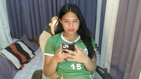 Snapshot of emere_kai_24xxx chatting on 11, 6, 2026 Chelle dont forget to folloe me and thumps up online show from 11, 6, 2026