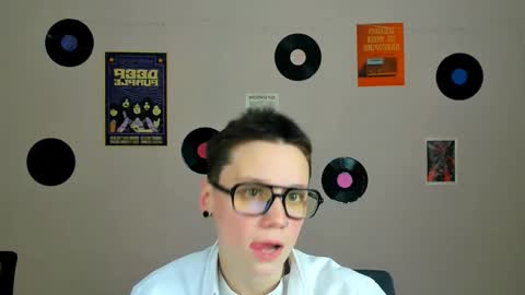 Snapshot of emi_fade chatting on 3, 2, 2026 emi_fade online show from 3, 2, 2026