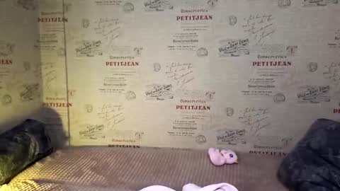 Emi online show from 14, 12, 2025