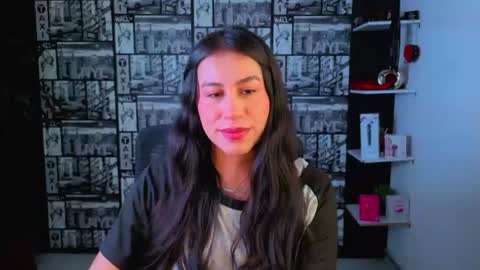 Snapshot of emigomez_ chatting on 19, 6, 2026 Emilia Gomez online show from 19, 6, 2026