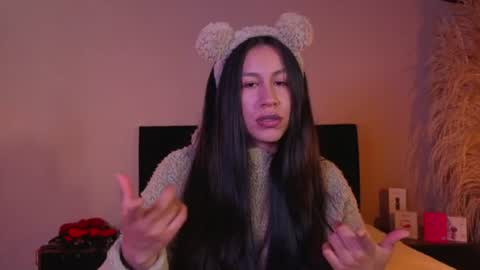Snapshot of emigomez_ chatting on 29, 6, 2026 Emilia Gomez online show from 29, 6, 2026