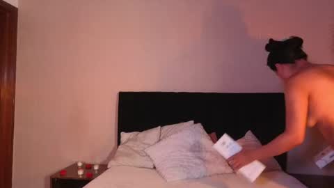 Snapshot of emigomez_ chatting on 2, 7, 2026 Emilia Gomez online show from 2, 7, 2026
