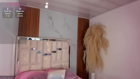 Snapshot of emiily_cuteee chatting on 1, 6, 2026 emiily_cuteee online show from 1, 6, 2026