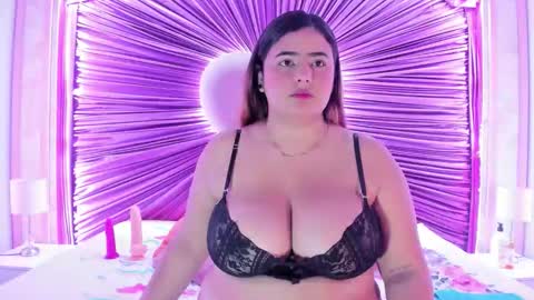 Snapshot of emiilygrace_ chatting on 26, 2, 2026 Emiily Grace online show from 26, 2, 2026