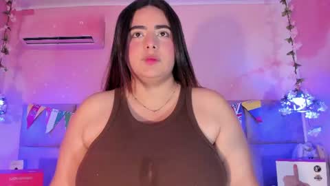 Snapshot of emiilygrace_ chatting on 17, 7, 2026 Emiily Grace online show from 17, 7, 2026