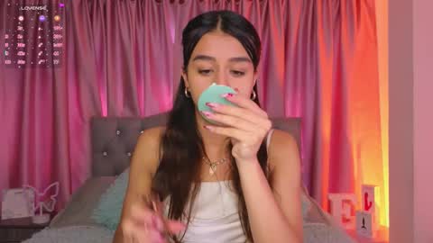 Snapshot of emiiscoot_1 chatting on 27, 2, 2026 Emily online show from 27, 2, 2026