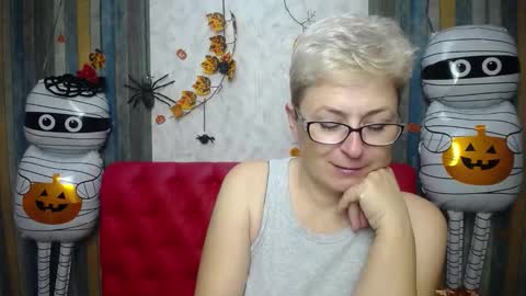 EmiliaGree online show from 5, 11, 2025