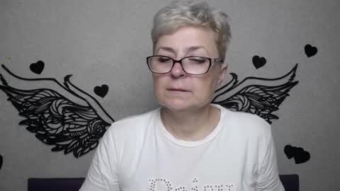 EmiliaGree online show from 17, 11, 2025