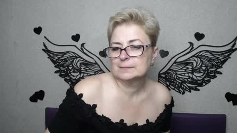 Snapshot of emiliagree chatting on 10, 4, 2026 EmiliaGree online show from 10, 4, 2026