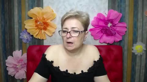 Snapshot of emiliagree chatting on 7, 5, 2026 EmiliaGree online show from 7, 5, 2026