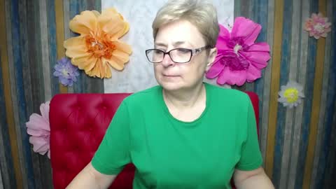 Snapshot of emiliagree chatting on 10, 5, 2026 EmiliaGree online show from 10, 5, 2026