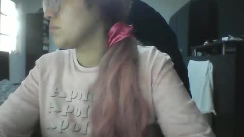 Snapshot of emiliahoney chatting on 10, 1, 2026 emiliahoney online show from 10, 1, 2026