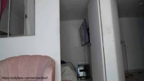 Snapshot of emilianita chatting on 8, 6, 2026 emilianita online show from 8, 6, 2026