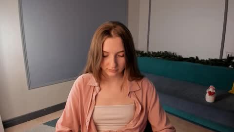 Snapshot of emiliawasurick chatting on 21, 2, 2026 Kira online show from 21, 2, 2026