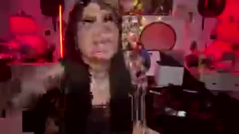 Snapshot of emilietreez chatting on 20, 7, 2026 emilietreez online show from 20, 7, 2026