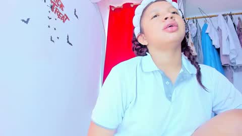 Snapshot of emilly_coper18 chatting on 23, 11, 2025 emily online show from 23, 11, 2025