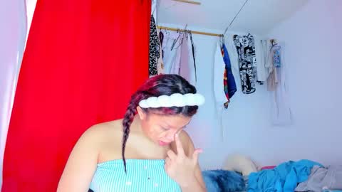 Snapshot of emilly_coper18 chatting on 25, 11, 2025 emily online show from 25, 11, 2025