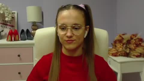 Emilly online show from 3, 12, 2024