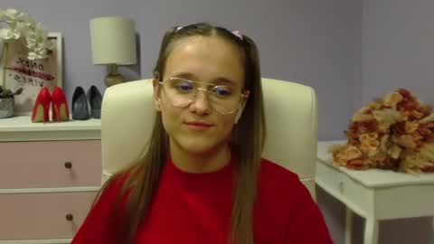 Emilly online show from 3, 12, 2024